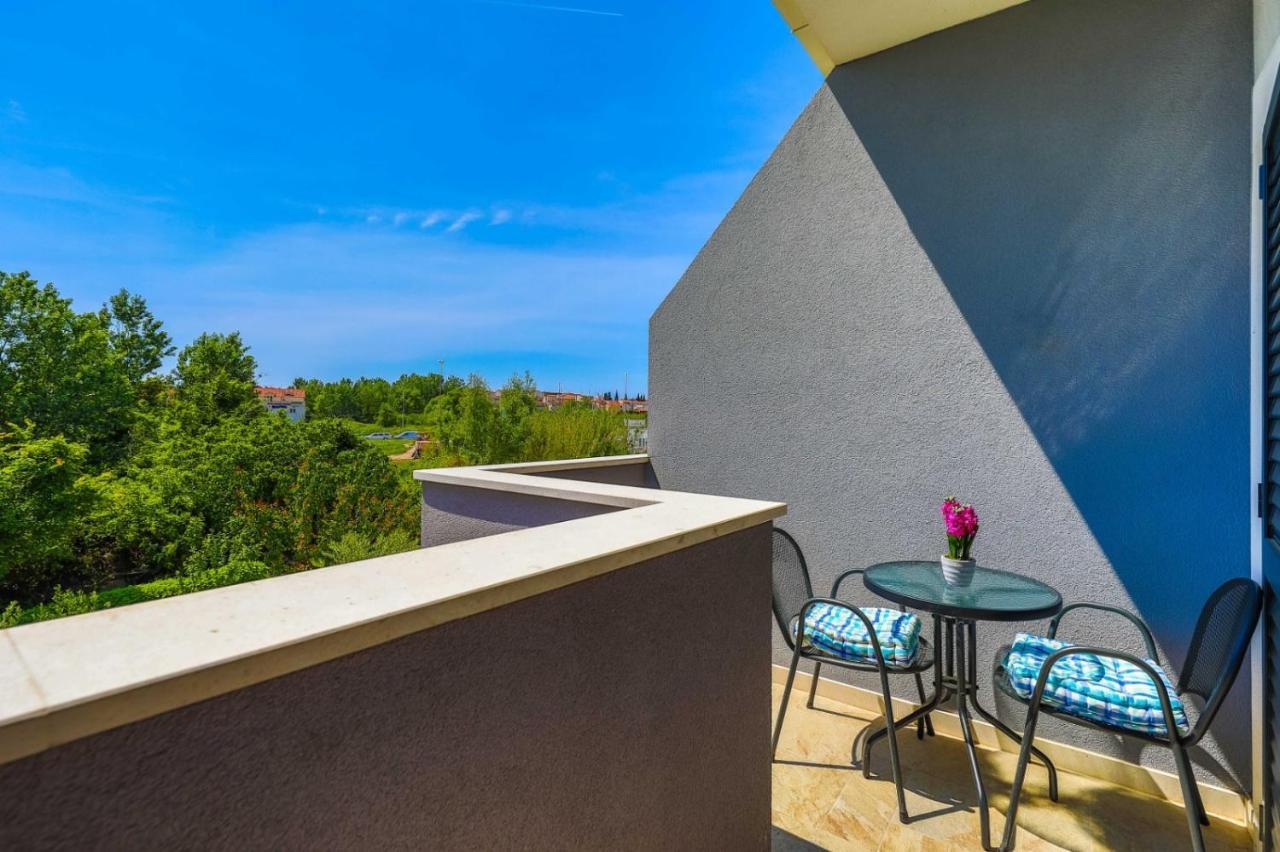 Apartment Nina Стобрек Экстерьер фото